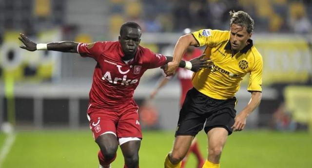 比1踢和上 比1踢和上